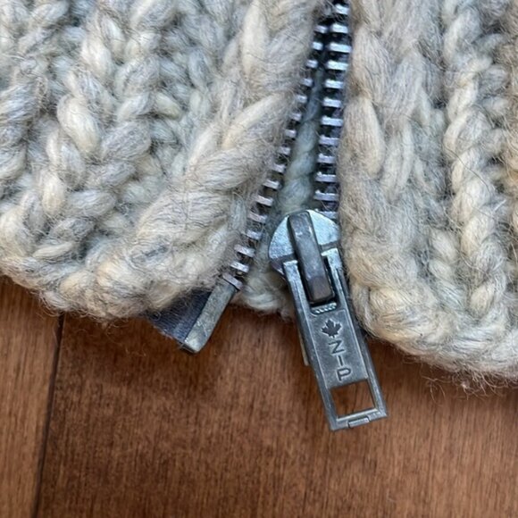 Vintage TUAK Large mens Thunderbird Cowichan zip-up knit wool cardigan sweater - Picture 9 of 13